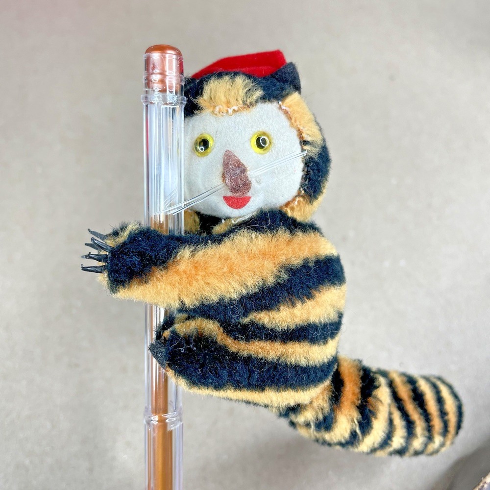 Vintage Tiger Pencil Hugger Clip On Wearing A‎ Red Santa Hat Plush 80s 90s